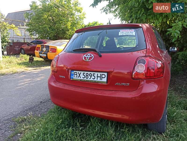 Toyota Auris (2007)