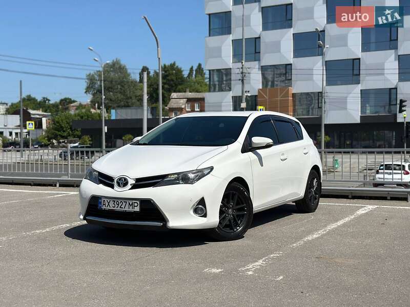 Toyota Auris (2015)