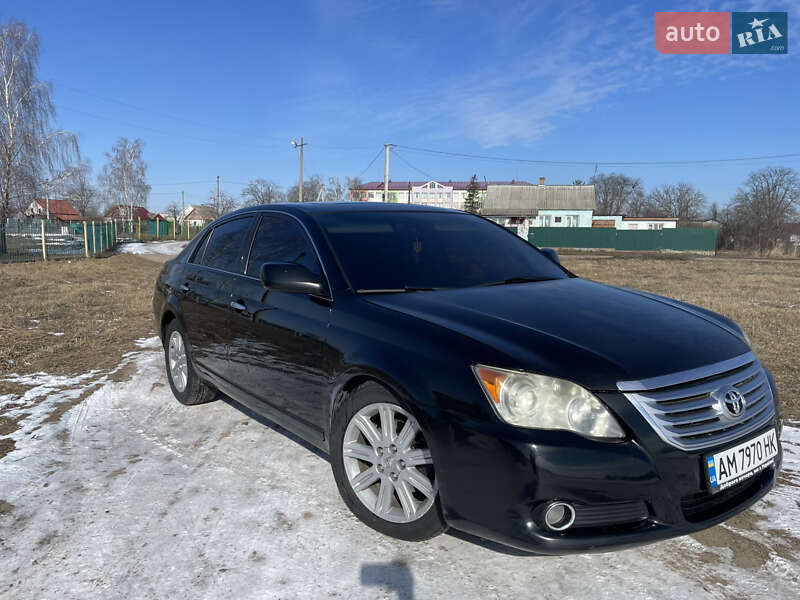 Toyota Avalon (2008)