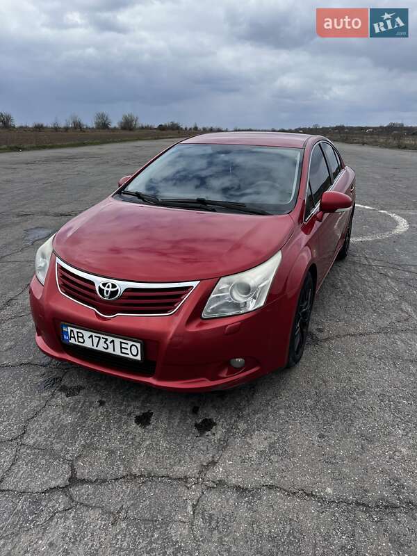 Toyota Avensis (2010)