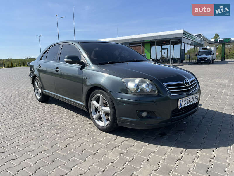 Toyota Avensis (2006)