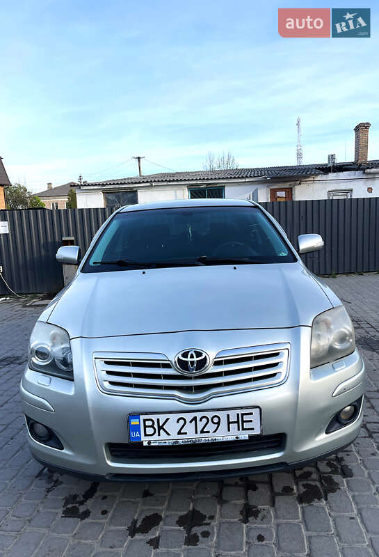 Toyota Avensis (2007)