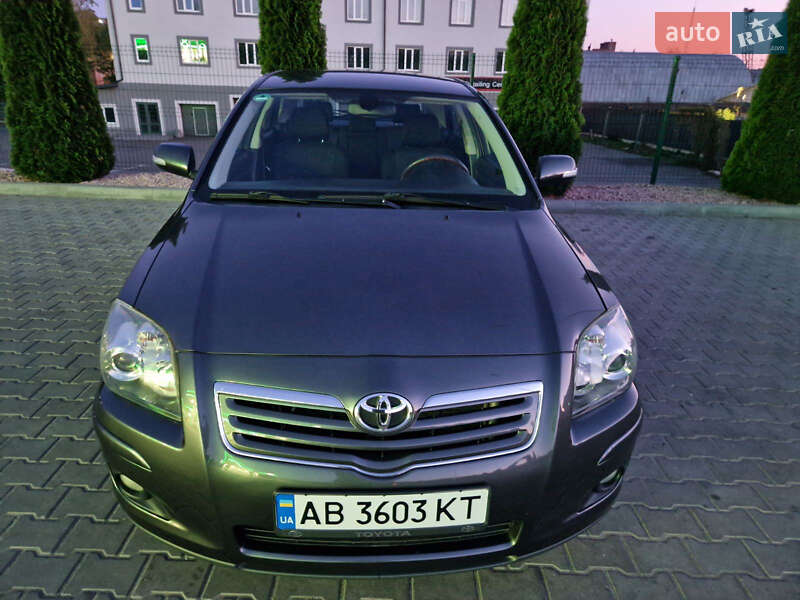 Toyota Avensis (2007)