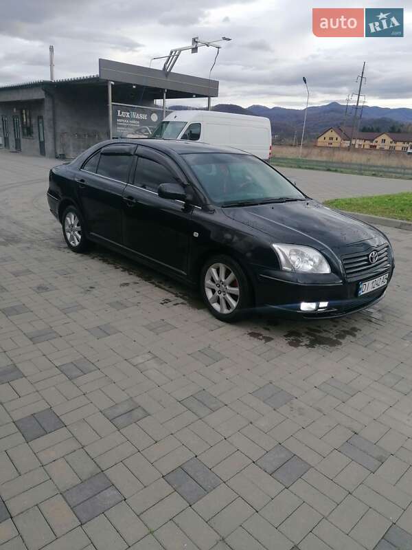 Toyota Avensis (2005)