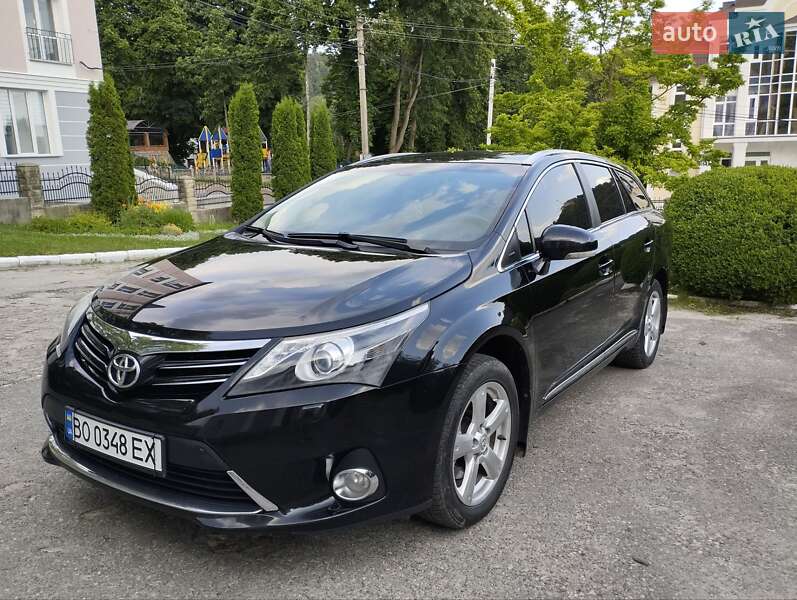 Toyota Avensis (2012)