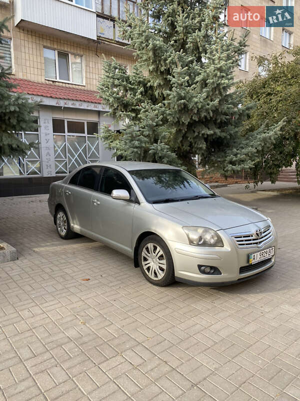 Toyota Avensis (2008)