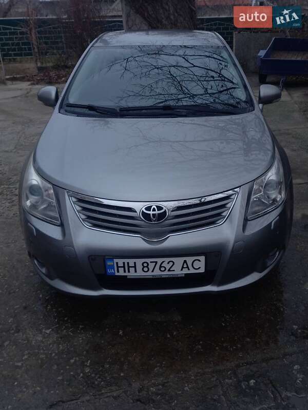 Toyota Avensis (2011)