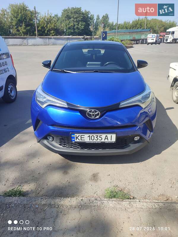 Toyota C-hr (2017)