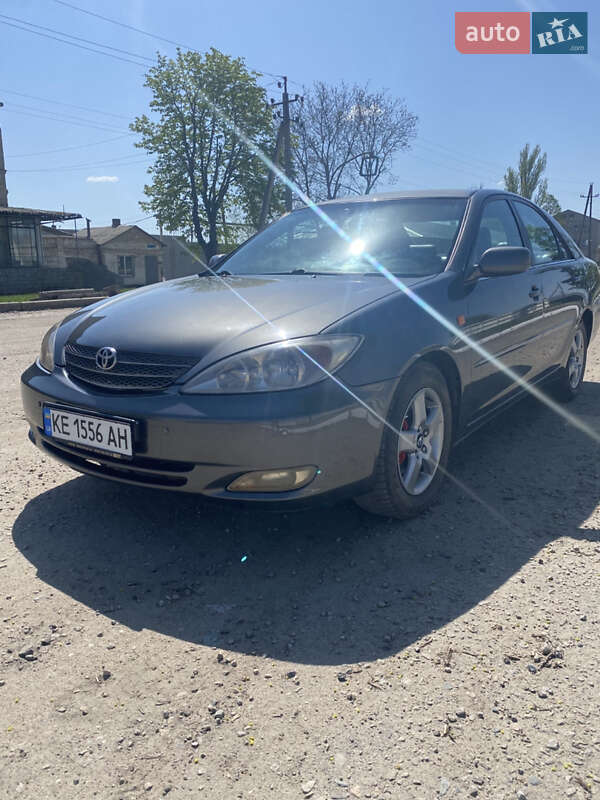 Toyota Camry (2002)