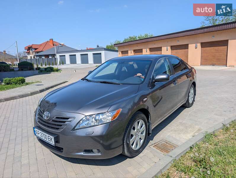 Toyota Camry (2008)