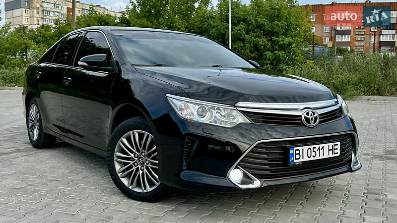 Toyota Camry (2014)