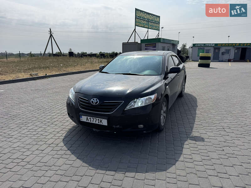 Toyota Camry (2007)