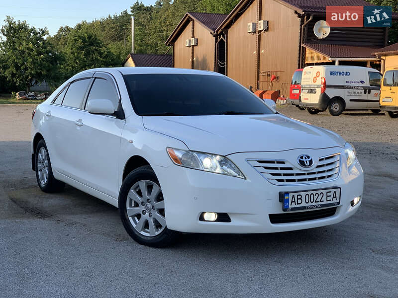 Toyota Camry (2008)