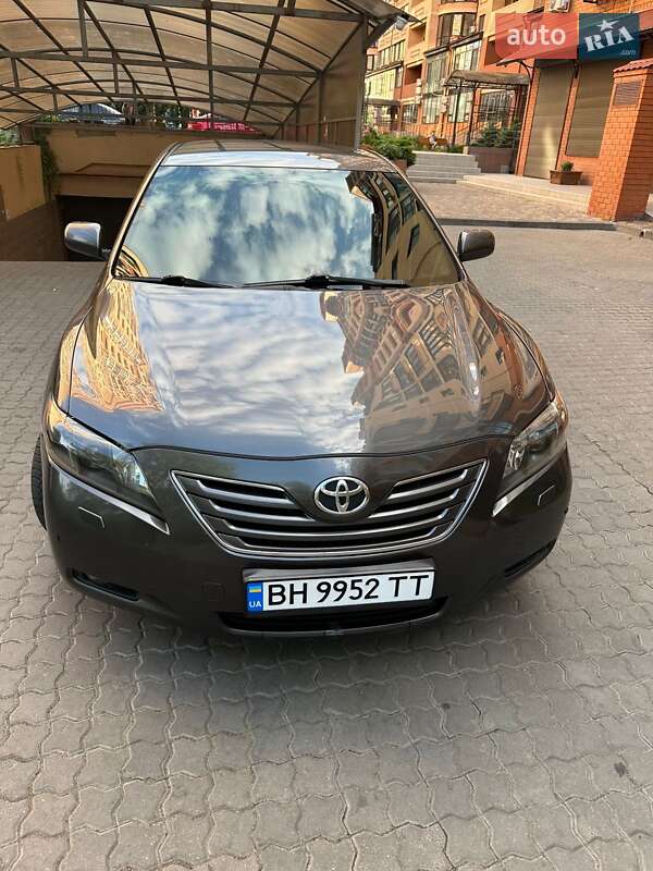 Toyota Camry (2006)
