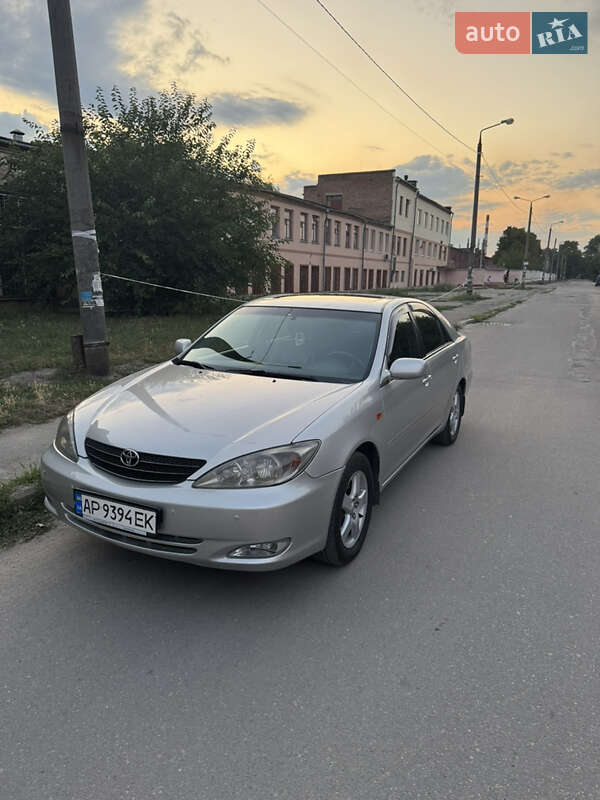 Toyota Camry (2002)