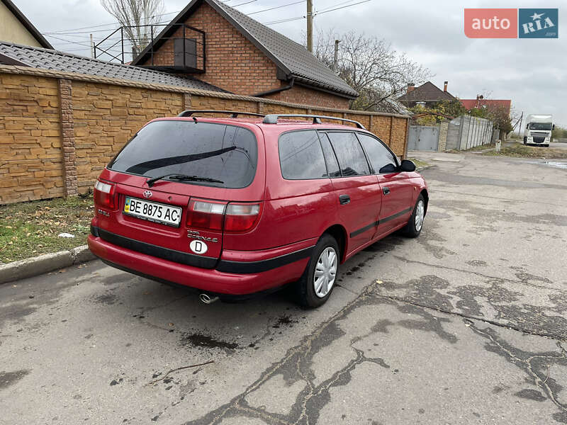 Toyota Carina e (1994)
