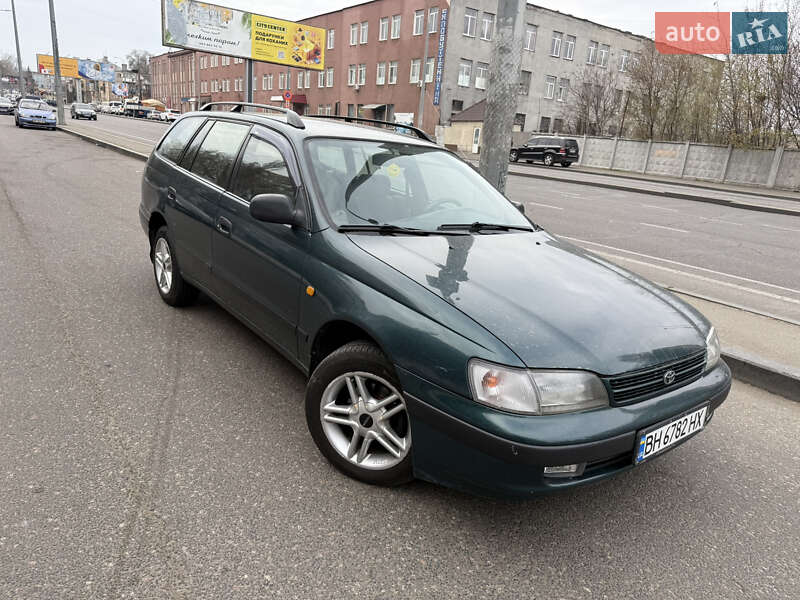 Toyota Carina e (1994)