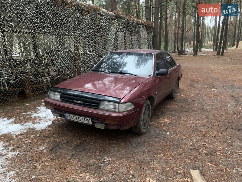 Toyota Carina (1991)