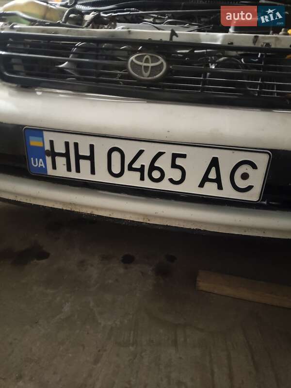 Toyota Carina (1993)