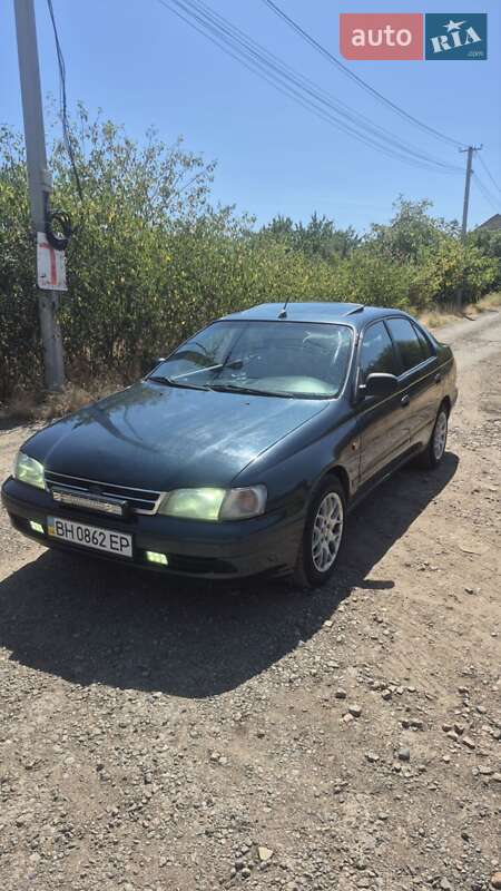 Toyota Carina (1993)