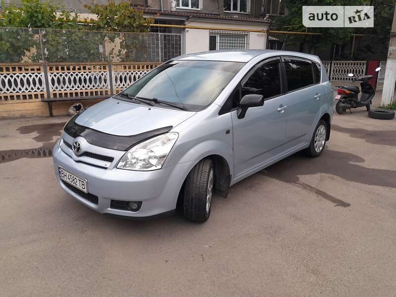 Toyota Corolla verso (2005)