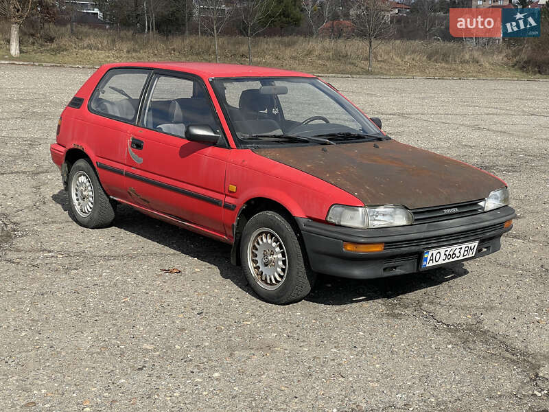 Toyota Corolla (1988)