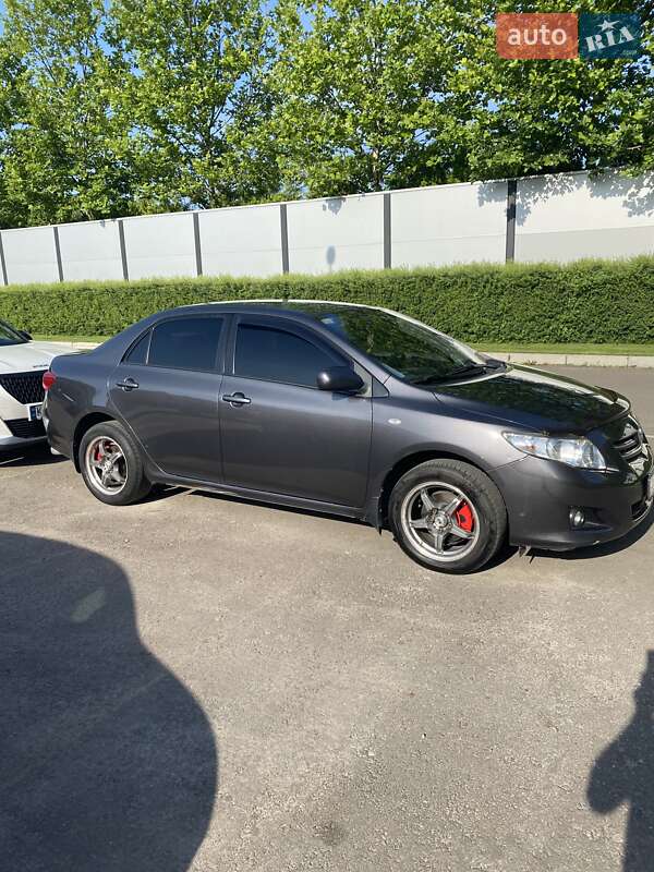 Toyota Corolla (2008)