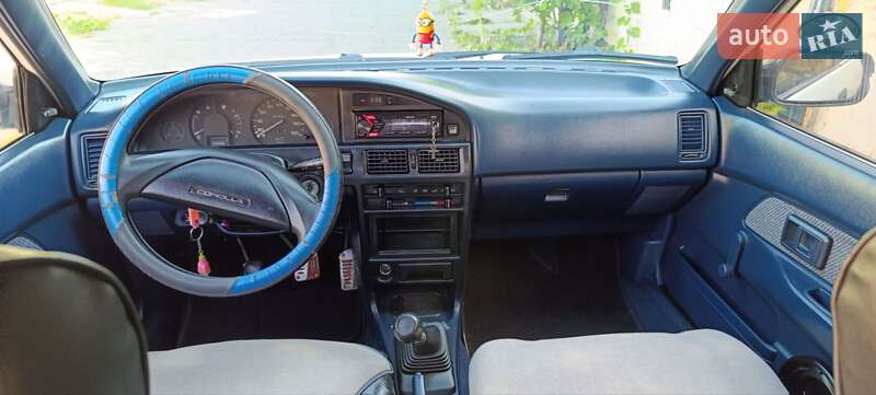 Toyota Corolla (1989)