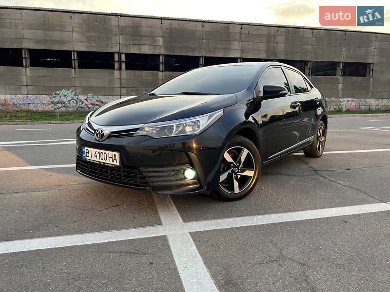 Toyota Corolla (2016)