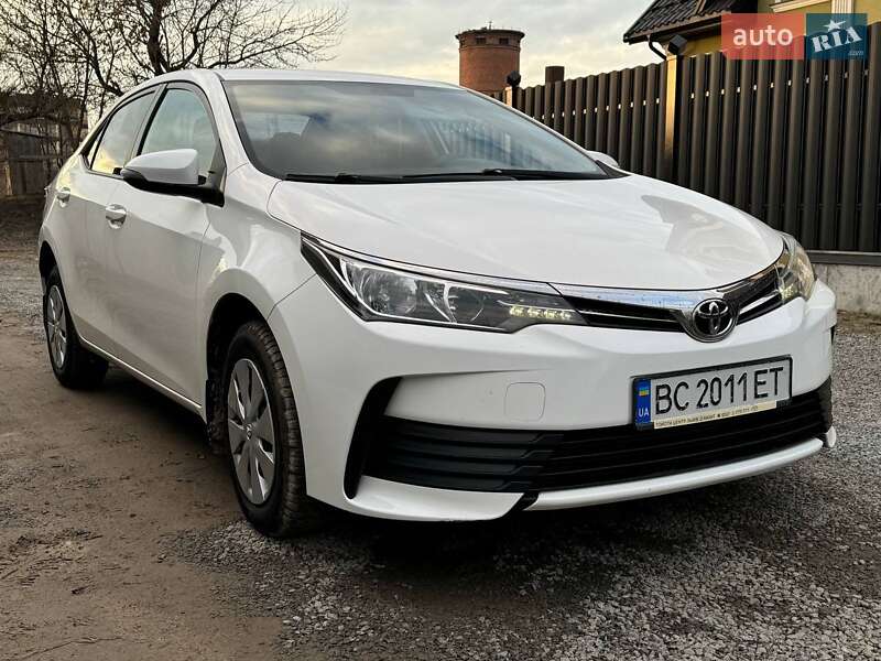 Toyota Corolla (2016)