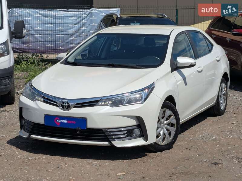 Toyota Corolla (2018)