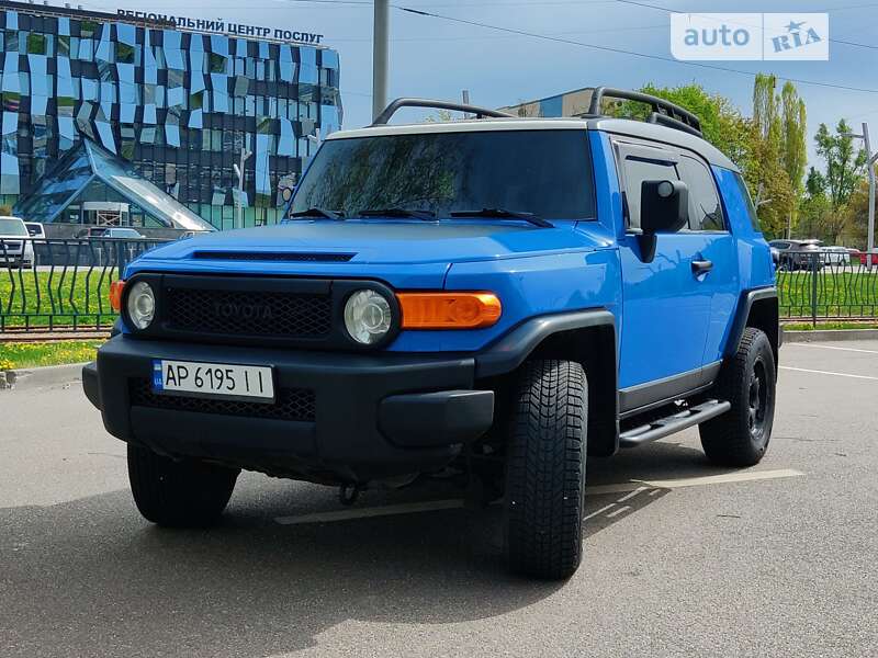 Toyota Fj cruiser (2006)