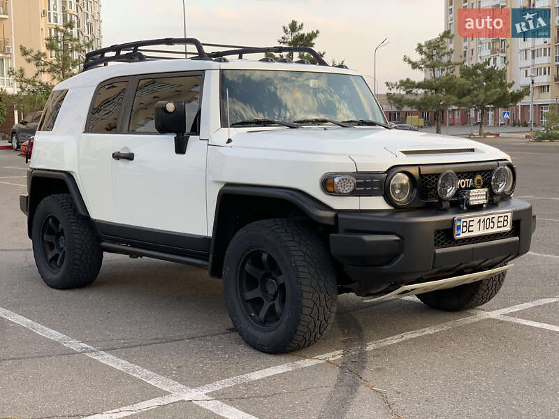 Toyota Fj cruiser (2008)