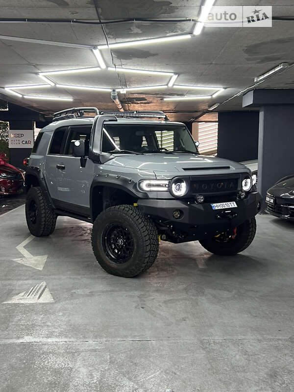 Toyota Fj cruiser (2013)