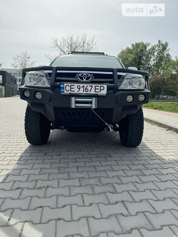 Toyota Fortuner (2007)