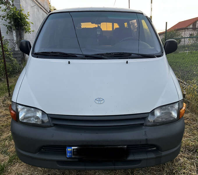 Toyota Hiace (1999)