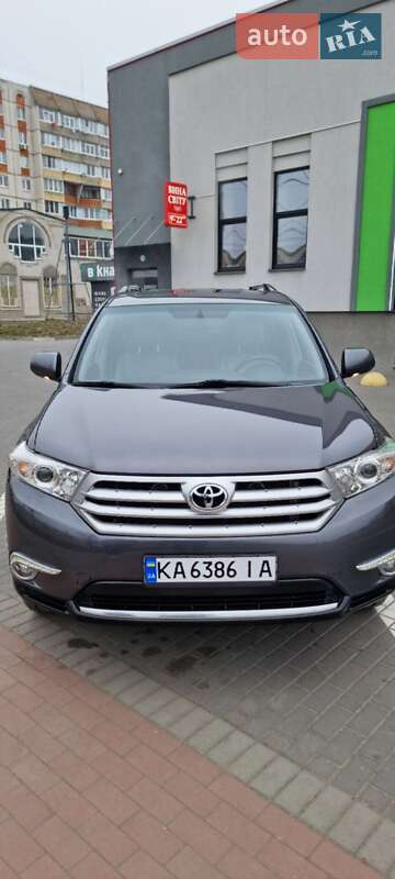 Toyota Highlander (2012)