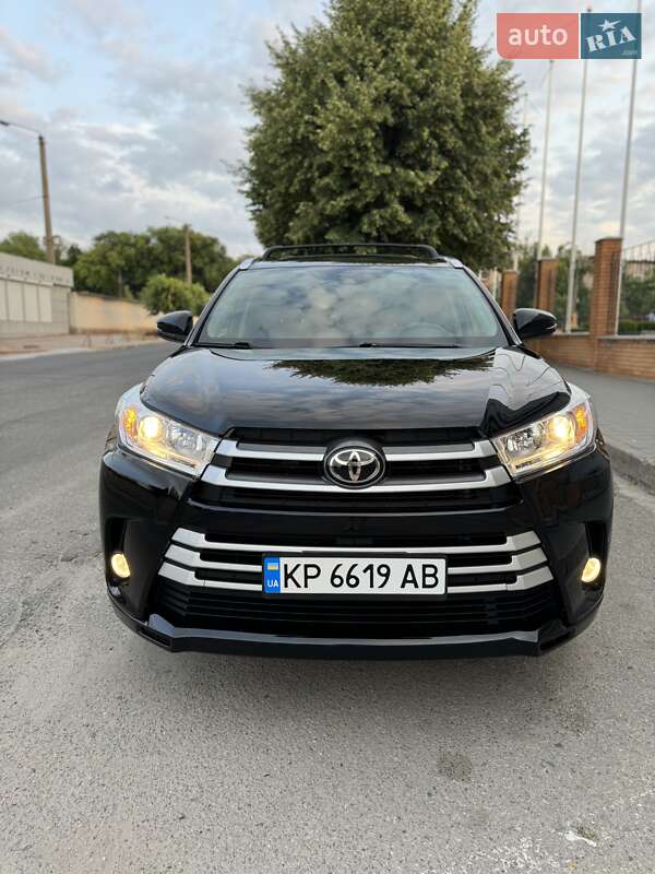 Toyota Highlander (2018)