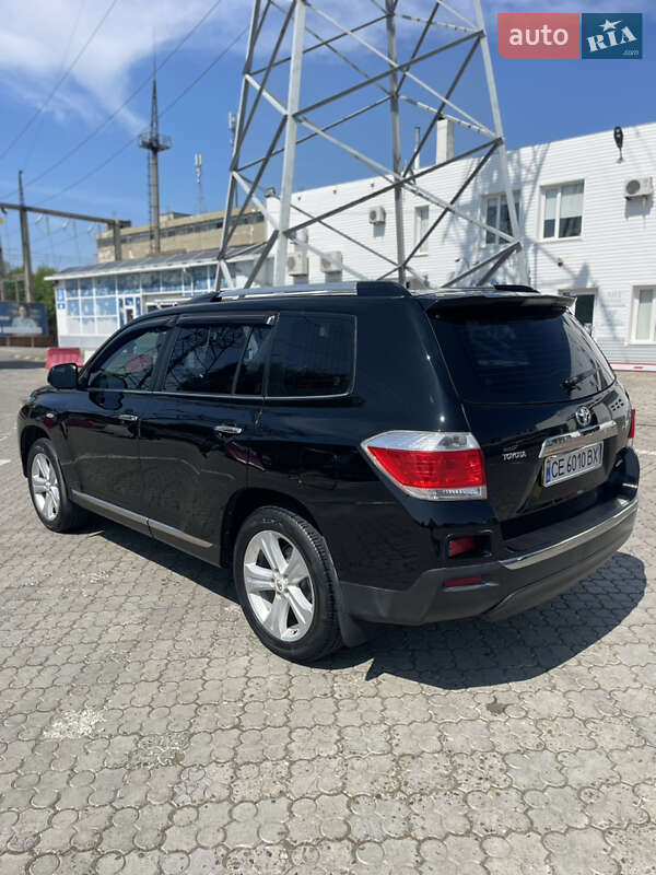 Toyota Highlander (2011)