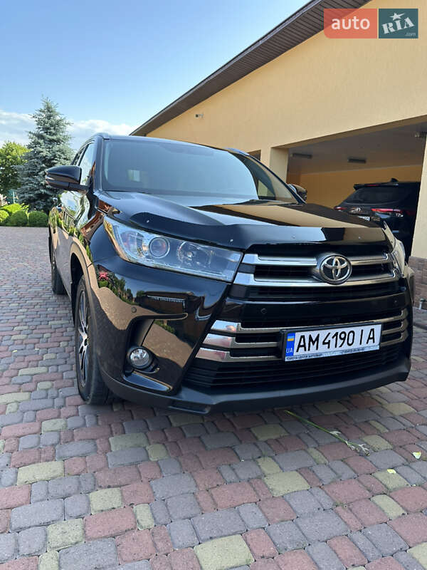 Toyota Highlander (2017)