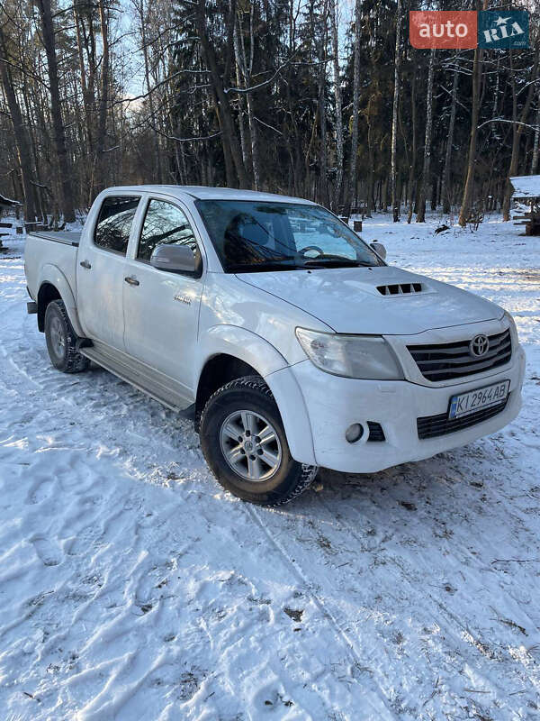 Toyota Hilux (2014)