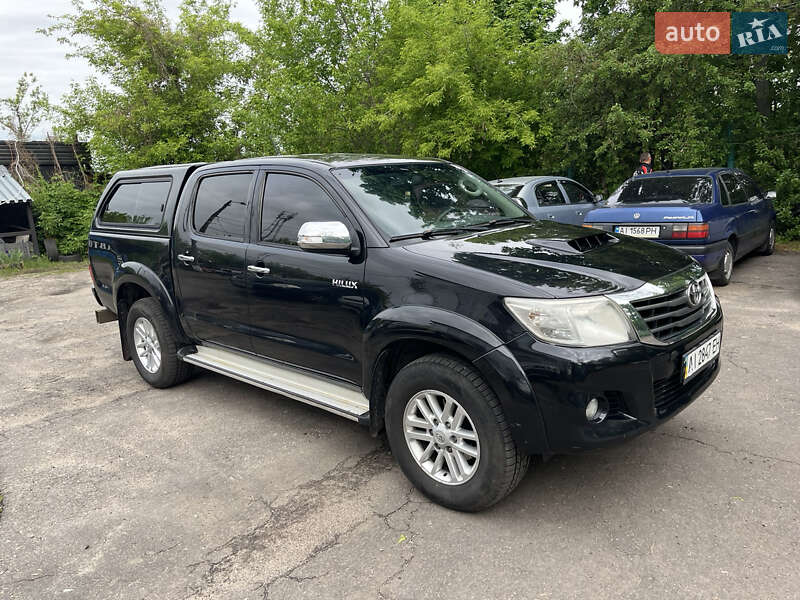 Toyota Hilux (2013)