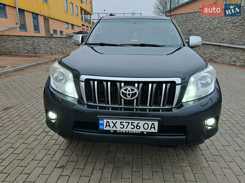 Toyota Land cruiser prado (2011)