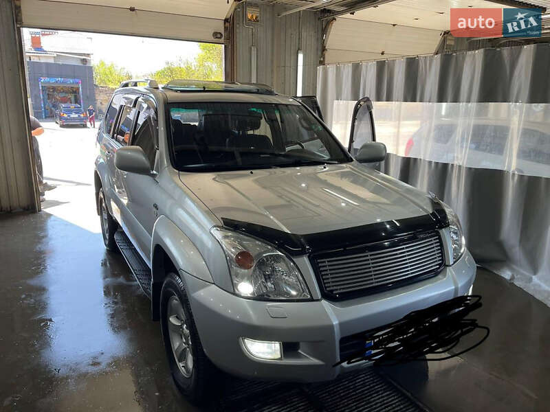 Toyota Land cruiser prado (2007)
