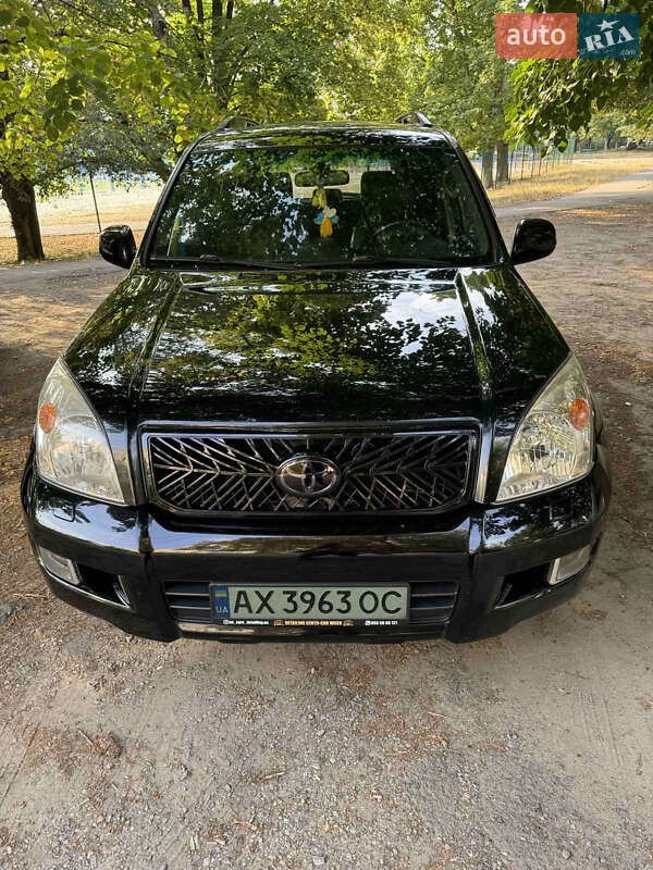 Toyota Land cruiser prado (2005)