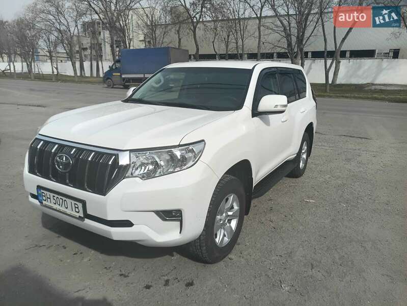 Toyota Land cruiser prado (2018)