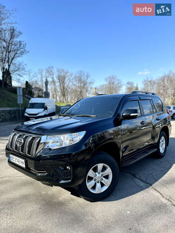 Toyota Land cruiser prado (2019)
