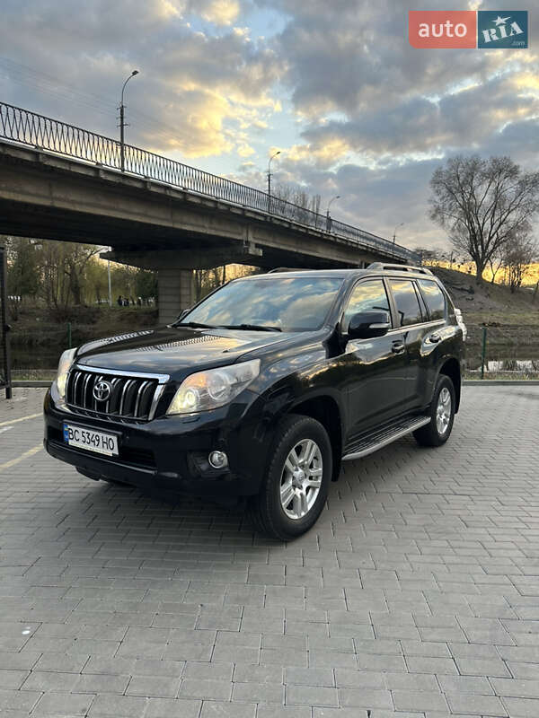 Toyota Land cruiser prado (2011)