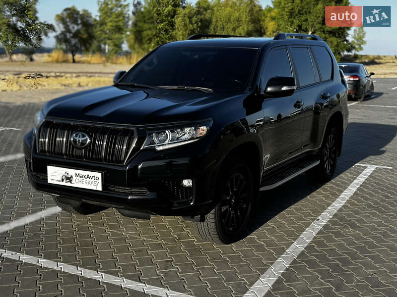 Toyota Land cruiser prado (2021)