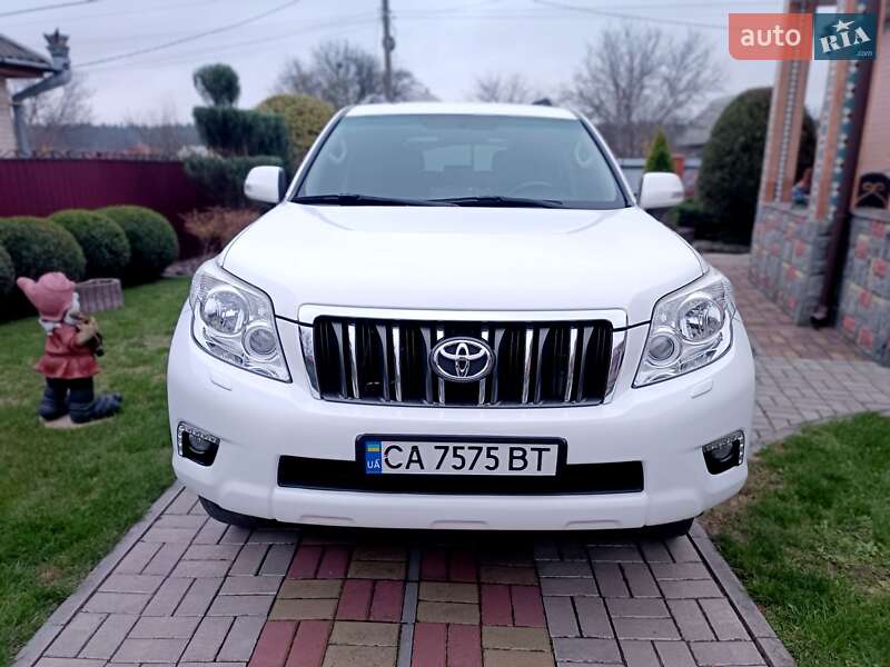 Toyota Land cruiser prado (2012)
